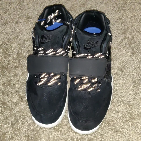 Nike

 Men's Black Air Tr. V . Cruz Shoes - Picture 3 of 8